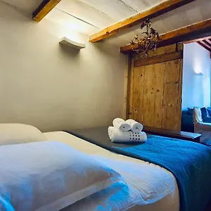Le Rousseau Apartment